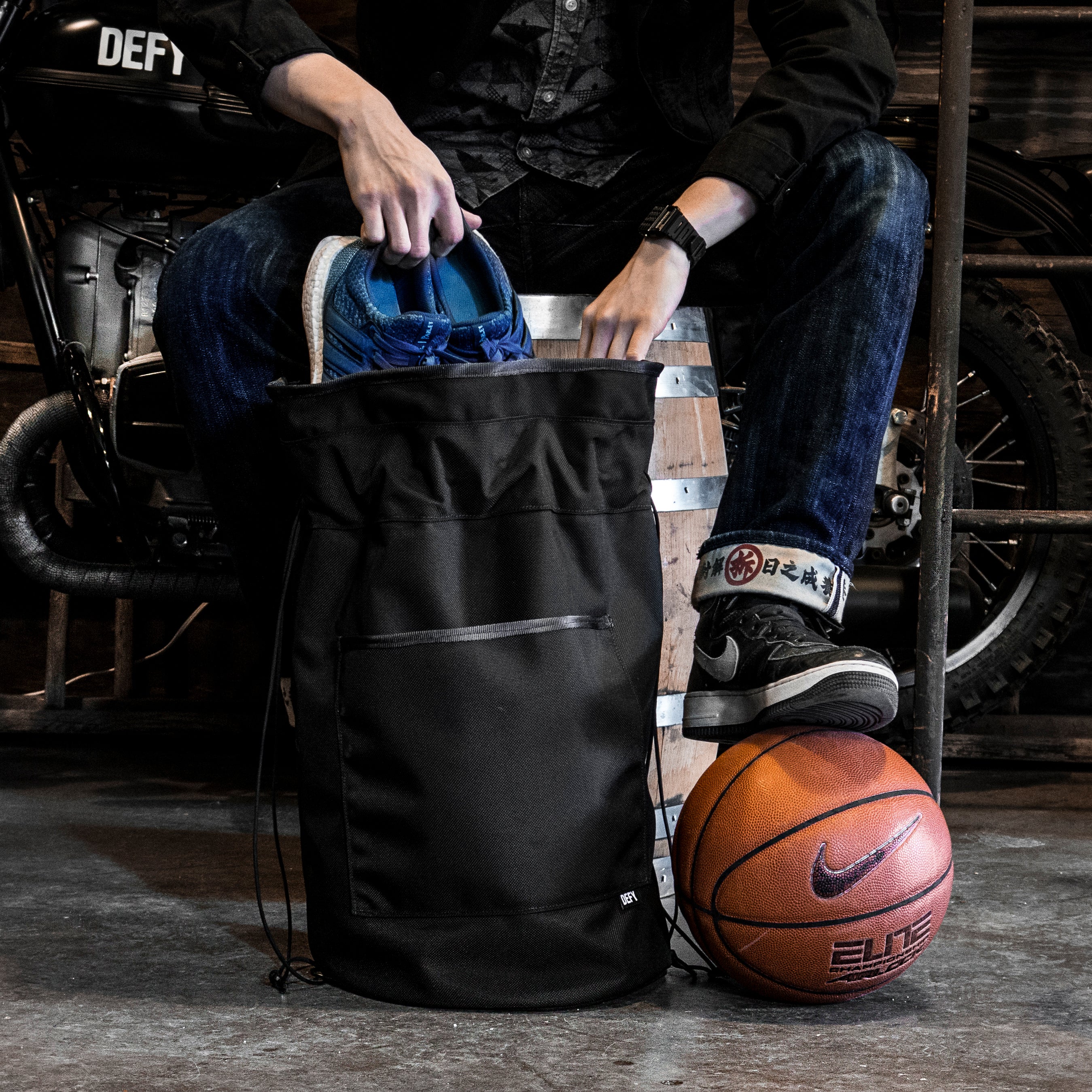 Bucket Bag / Ballistic Nylon / Ships in 5-7 Weeks - Image 3