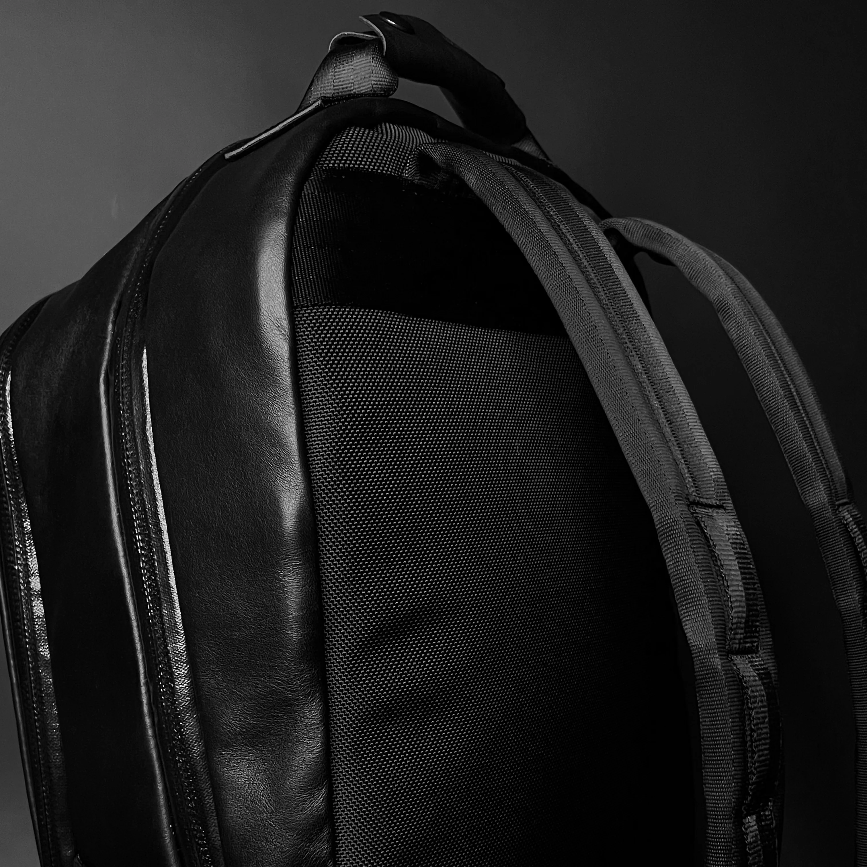 Bucktown Full Horween Essex Rookery Leather Bundle x TexWax™ Buffalo Plaid Wax Canvas - Image 4