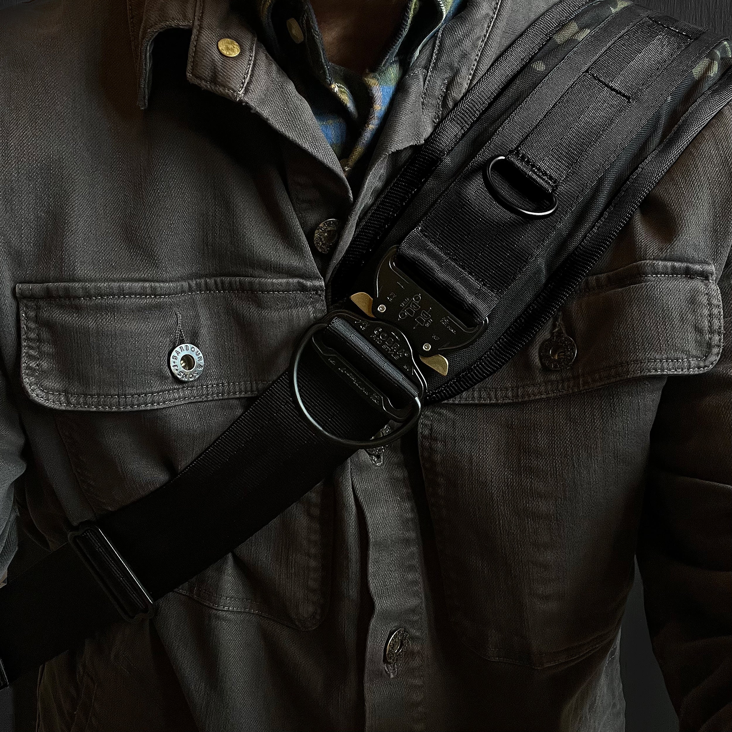 The Ultimate Crossbody Strap System™ Rogue Camo MultiCam Black™ CORDURA® x Closed-Cell Foam Padding x AustriAlpin® Cobra Buckle - Image 5