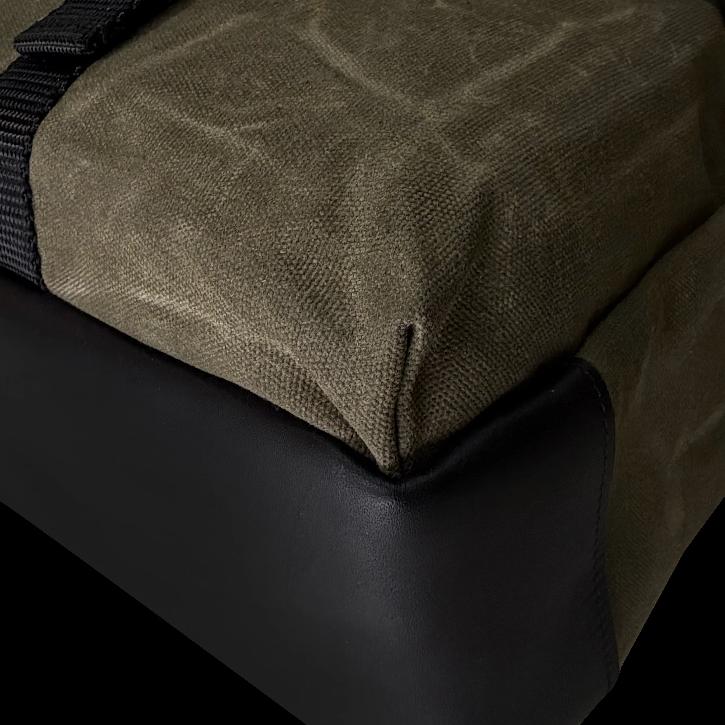 Defender Briefcase Olive Drab TexWax™ x Silver Lining Cordura / Ships in 7-11 Weeks - Image 12
